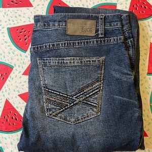 Size 38x32 regular BKE straight leg jeans